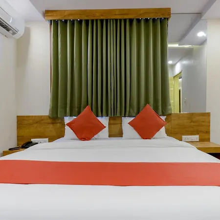 Super Oyo Hotel Safari Inn-2