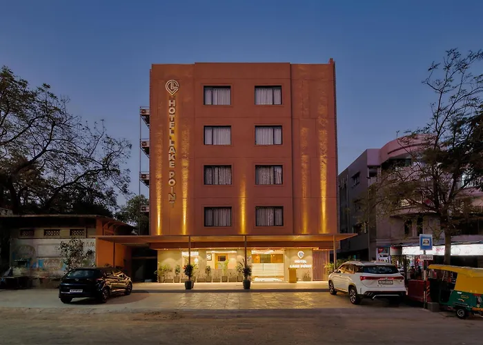 Hotel Lake Point Ahmedabad