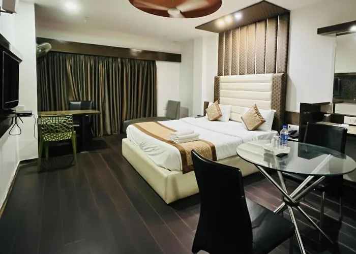 Hotel Kadamb Inn Ahmedabad